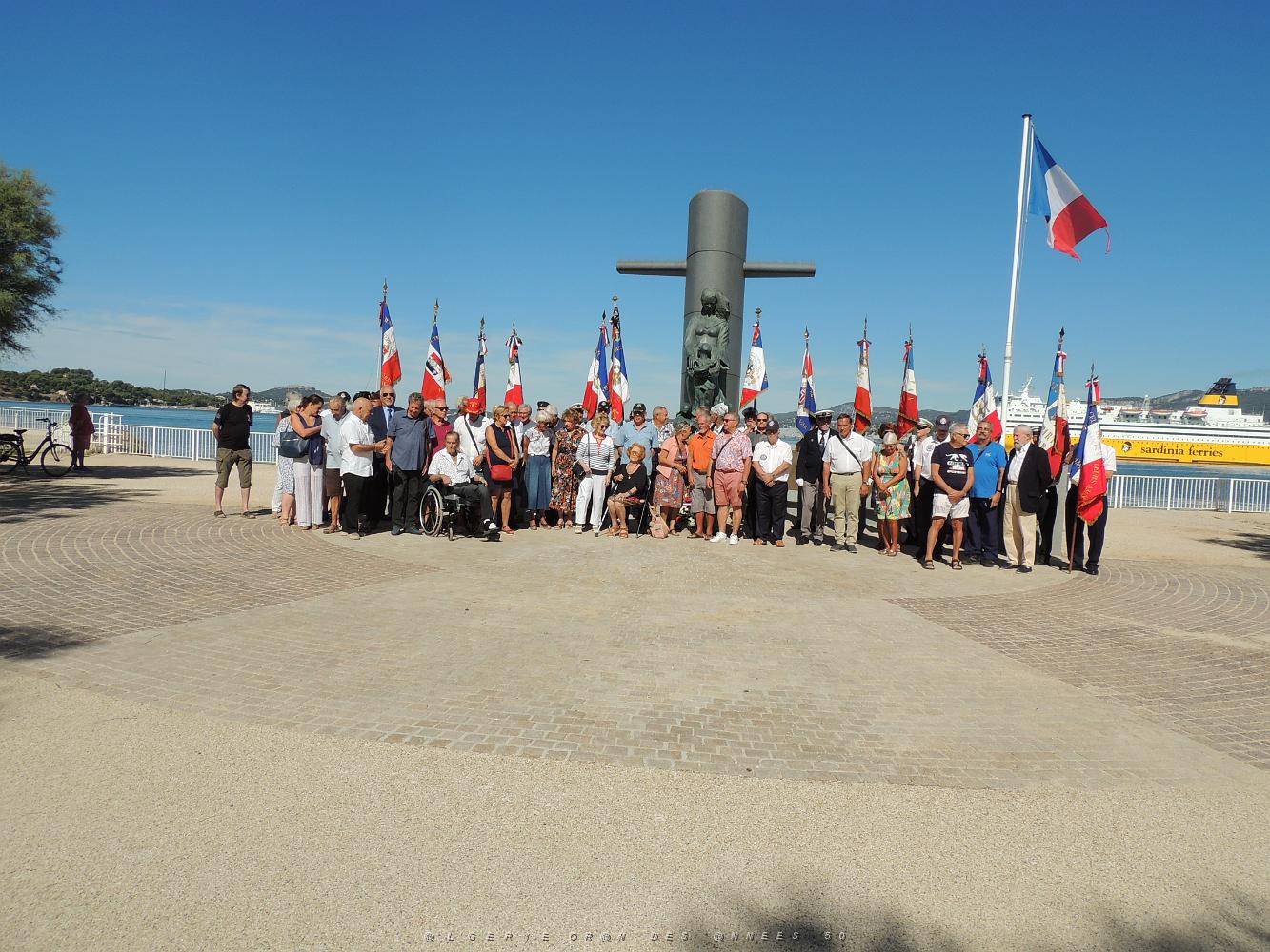 2022 08 21 TOULON HOMMAGE AUX MARINS DU SOUS MARIN LA GALATEE (25).JPG -           